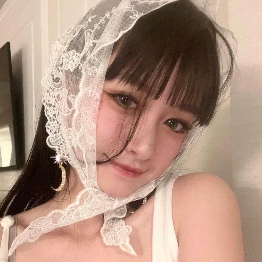 布劳涅森林的女人们